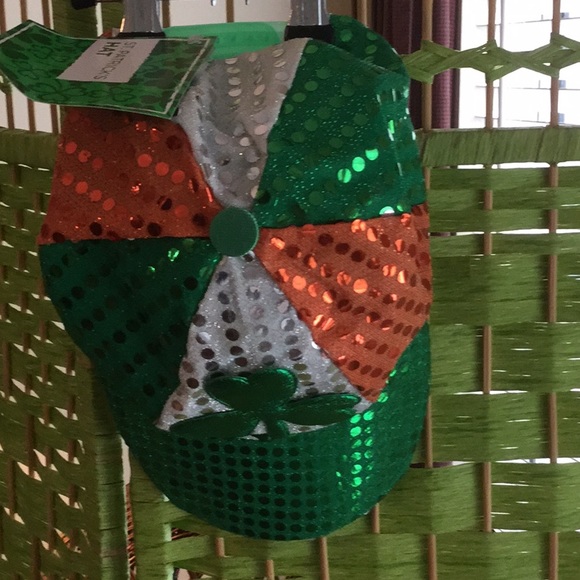 🍀NWT Shamrock Glitter Must Have Fun Baseball Cap - Picture 6 of 7